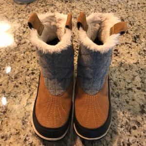 Sorel snow boots